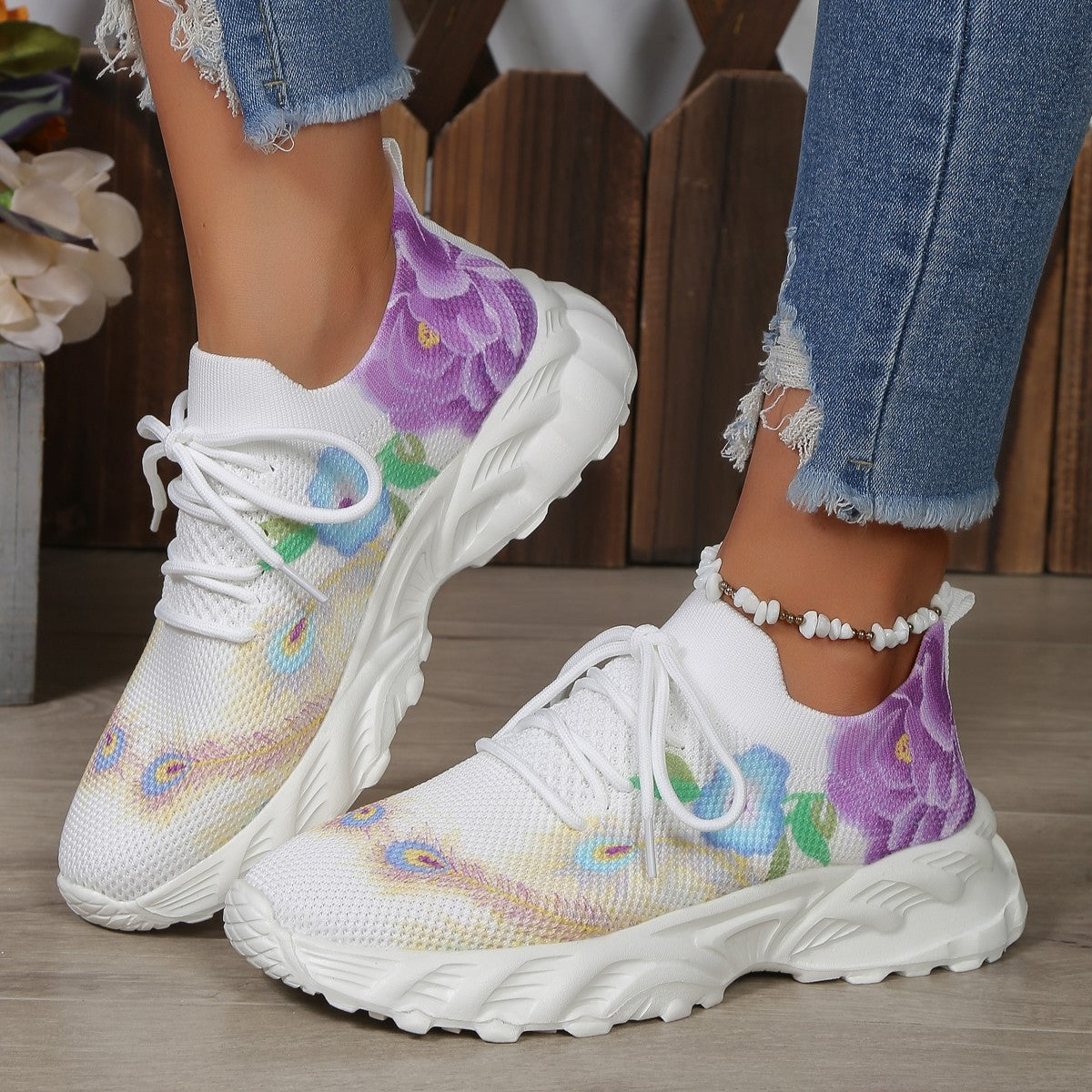 Casual Flower Flying Woven Breathable Surface Soft Bottom Lightweight Sneaker